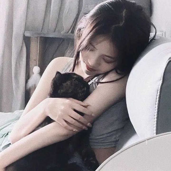 暴力云与送子鹳